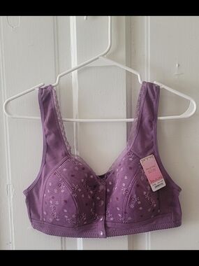 Mu Ji Ting NWT Purple Floral Wireless Front Snap Closure Comfort Bra Plus 44/100